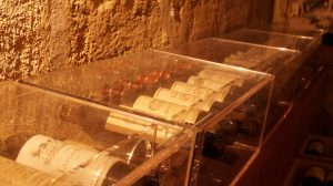 dégustation des Grands Crus de Bordeaux vue de la cave